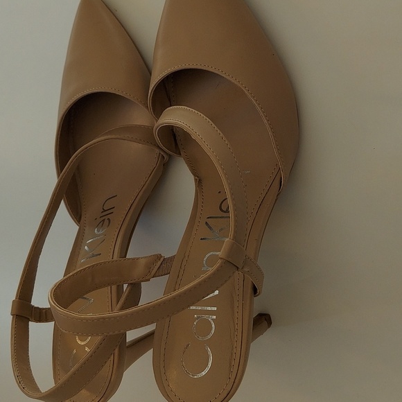 Calvin Klein Women's Beige Strappy Heels Sz. 8M - Picture 5 of 6